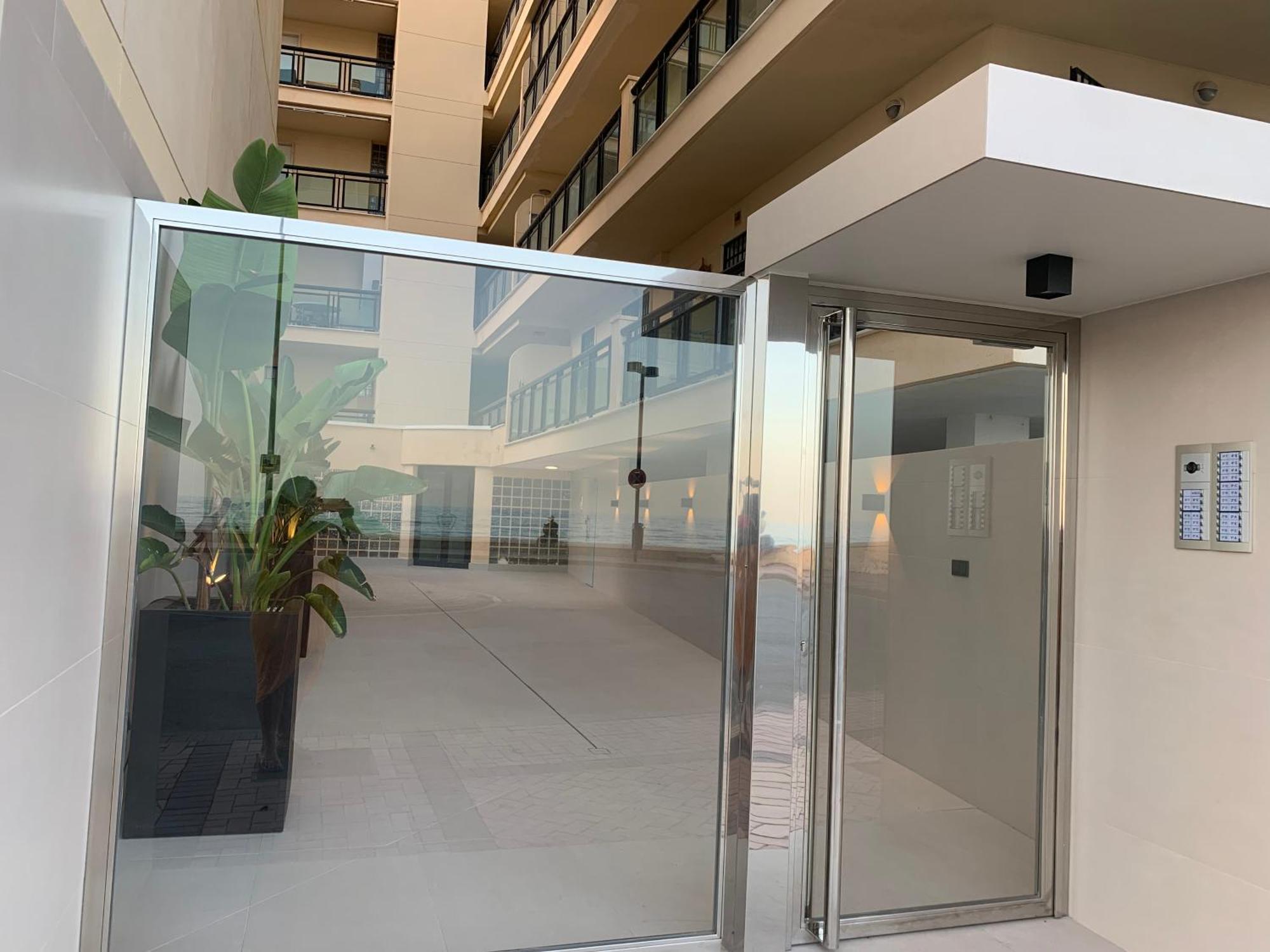 Apartment With Beach Views Фуенхірола Екстер'єр фото